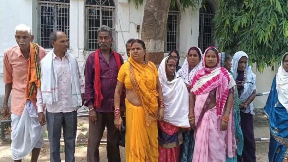 Employment assistant is asking for money from villagers for government schemes villagers approached collector