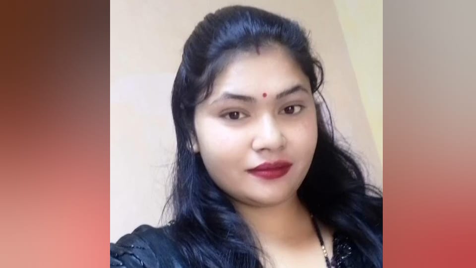 Kanpur Murder News Woman Kills Husband with Lover Nephew Over Fear of CCTV Camera in Lakshmankheda Kanpur