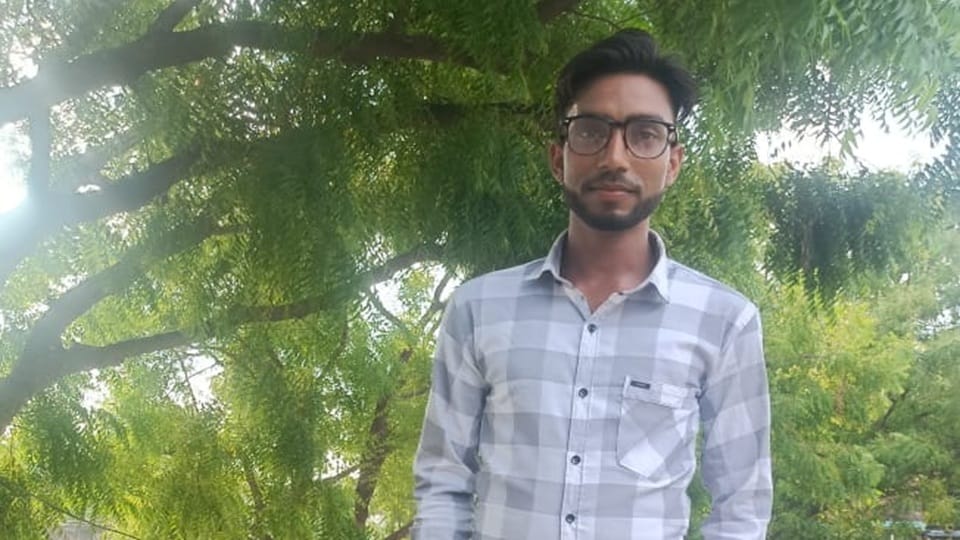 Youth riding bike dies due to collision with canter, sister serious