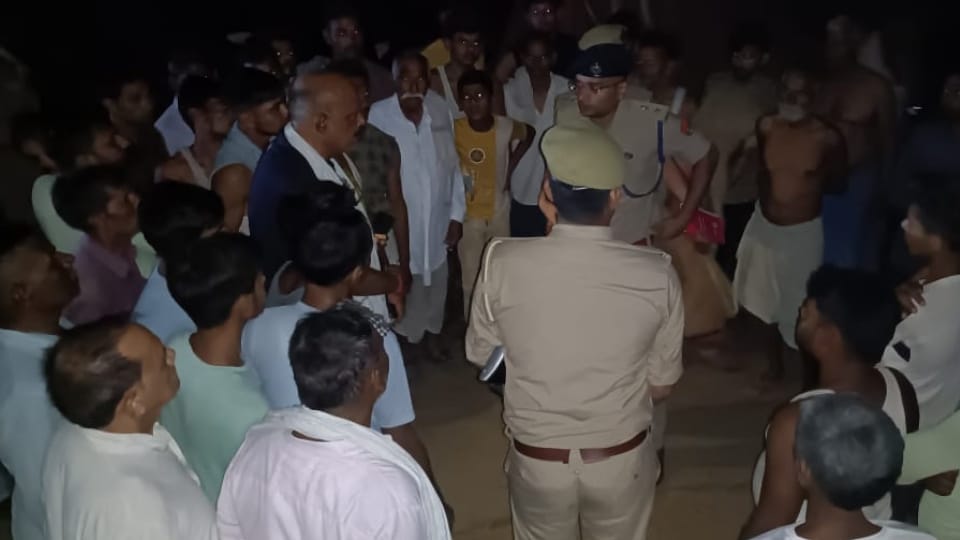 mother killed her innocent son and laid body next to her father-in-law After returning from her lover in kanpu