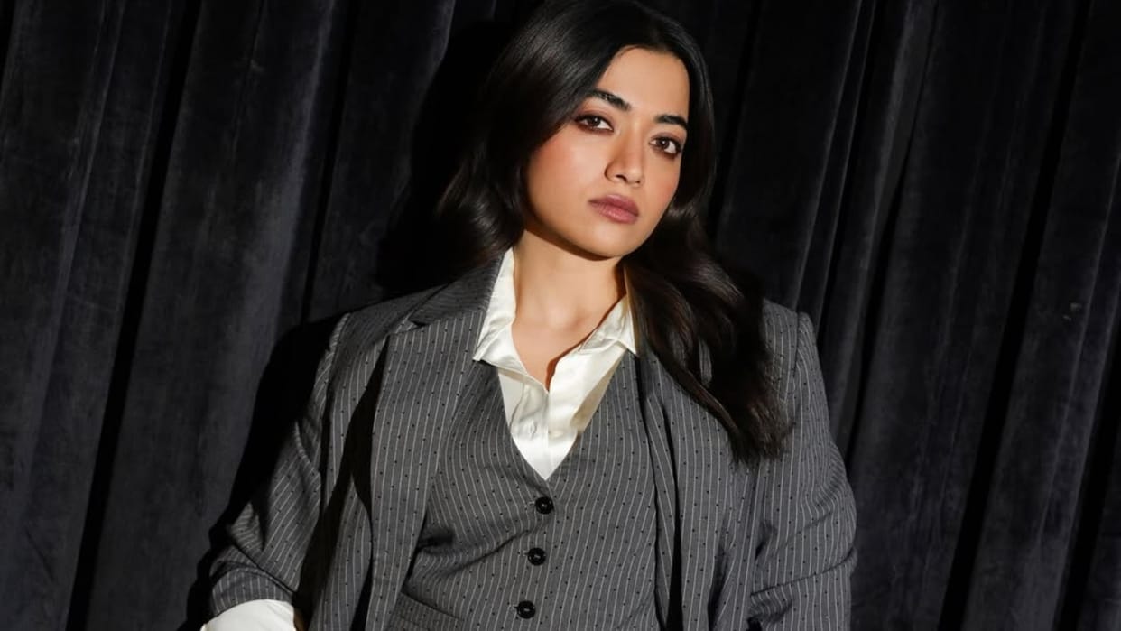 Actress rashmika mandanna reacts on fans who aksing for release of the girlfriend movie