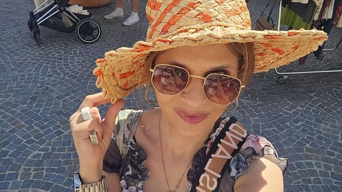 Cannes 2025 Sharmila Tagore reached cannes with Daughter Saba Pataudi for Aranyer Din Ratri Screening