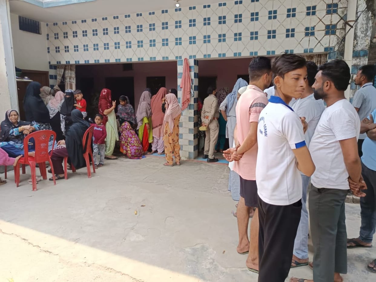 Married Woman Found Dead Under Suspicious Circumstances in Saharanpur, Family Alleges Murder