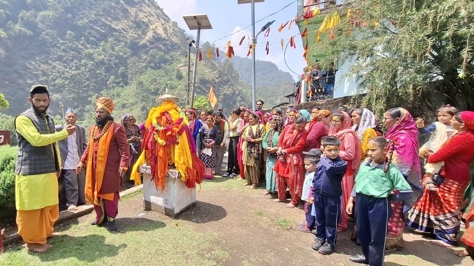 second Kedarnath Madmaheshwar Temple palanquin reached Gondar village doors will open tomorrow