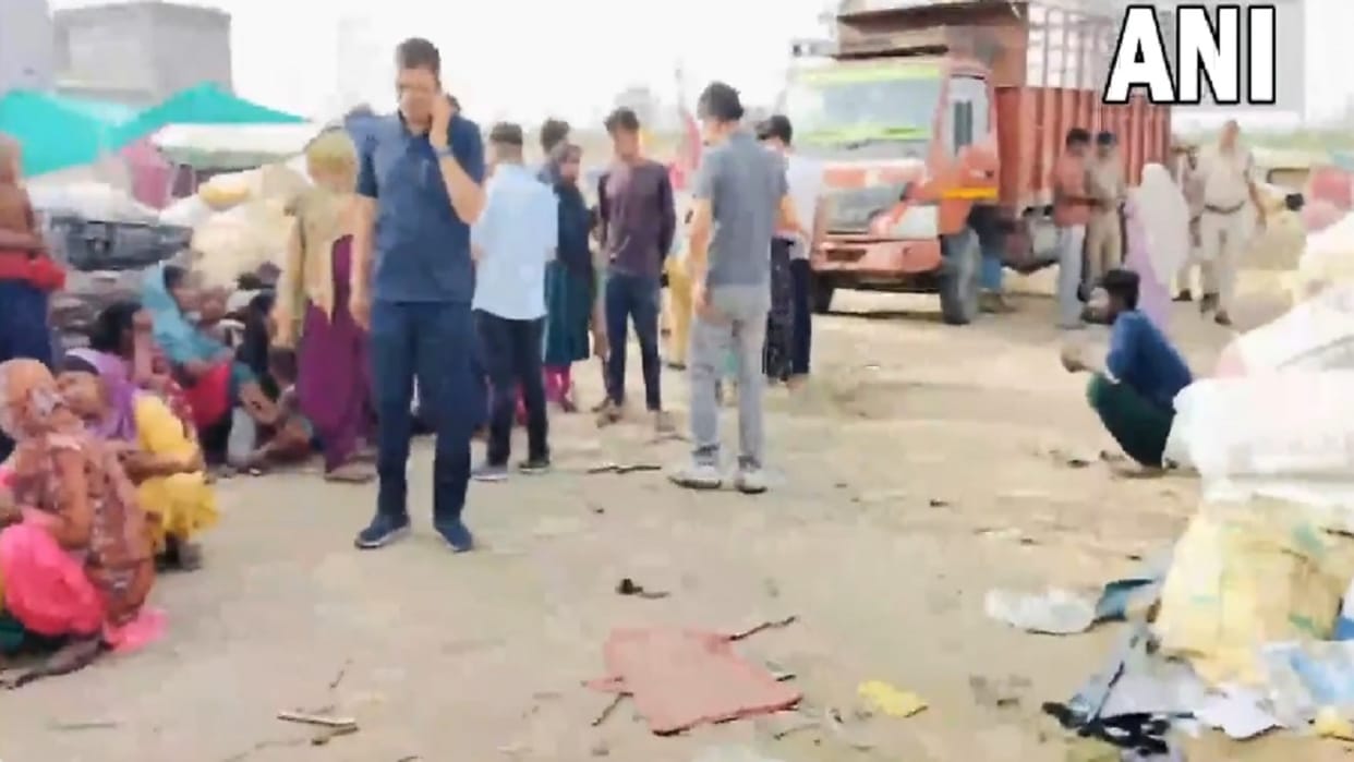 Police search operation for illegal Bangladeshi-Rohingya on Dadri Road in Bhiwani, 10 suspicious people found