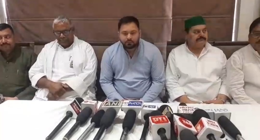 Bihar Gayaji News: Tejashwi Yadav targeted PM Narendra Modi and CM Nitish Kumar: Bihar Elections