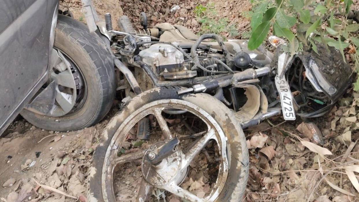 two cousins died in car accident on Bhuta-Bisalpur road in Bareilly