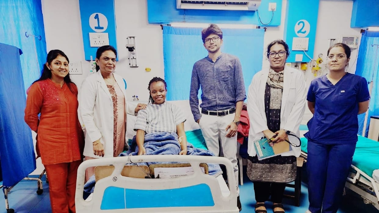 South Africa patient Successful surgery in Ambedkar Hospital Raipur: patient was suffering from stone problem