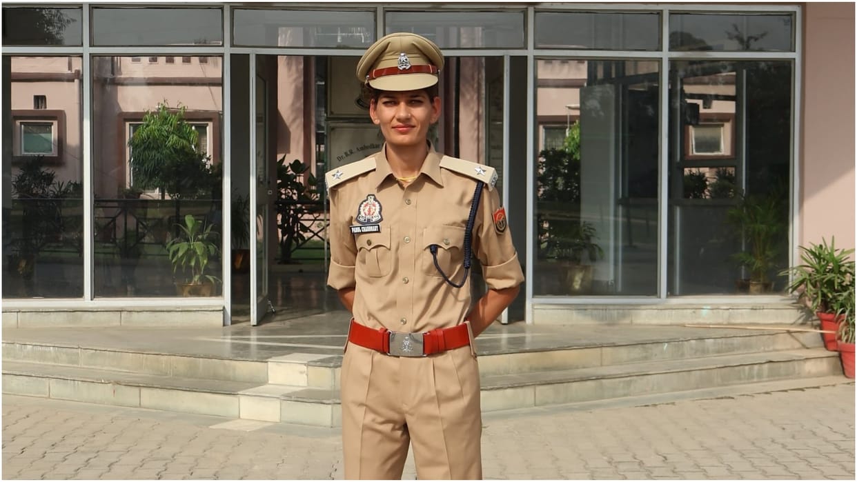 Who is DSP Parul Chaudhary Biography Career Achievements in hindi