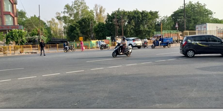 Guru ka Tal cut on Delhi Highway may be closed officials of three departments are conducting a survey