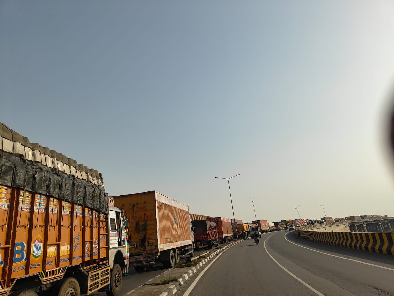 Massive fire broke out after collision between container and truck on highway CNG cylinder exploded driver bur