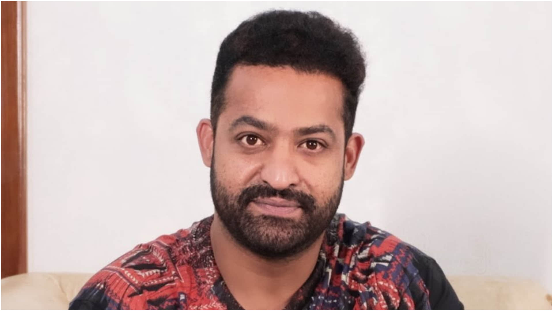 south Vijay Deverakonda allu arjun Sends Biggest Hugs And Love To War 2 actor Jr NTR On His happy Birthday