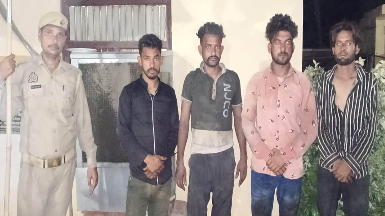 Kanpur: Police recovered one quintal of banned meat from a room, four accused arrested