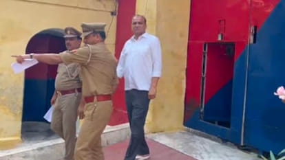 Dinu Upadhyay case 15 policemen including two ACPs under investigation advocate and journalist also on radar