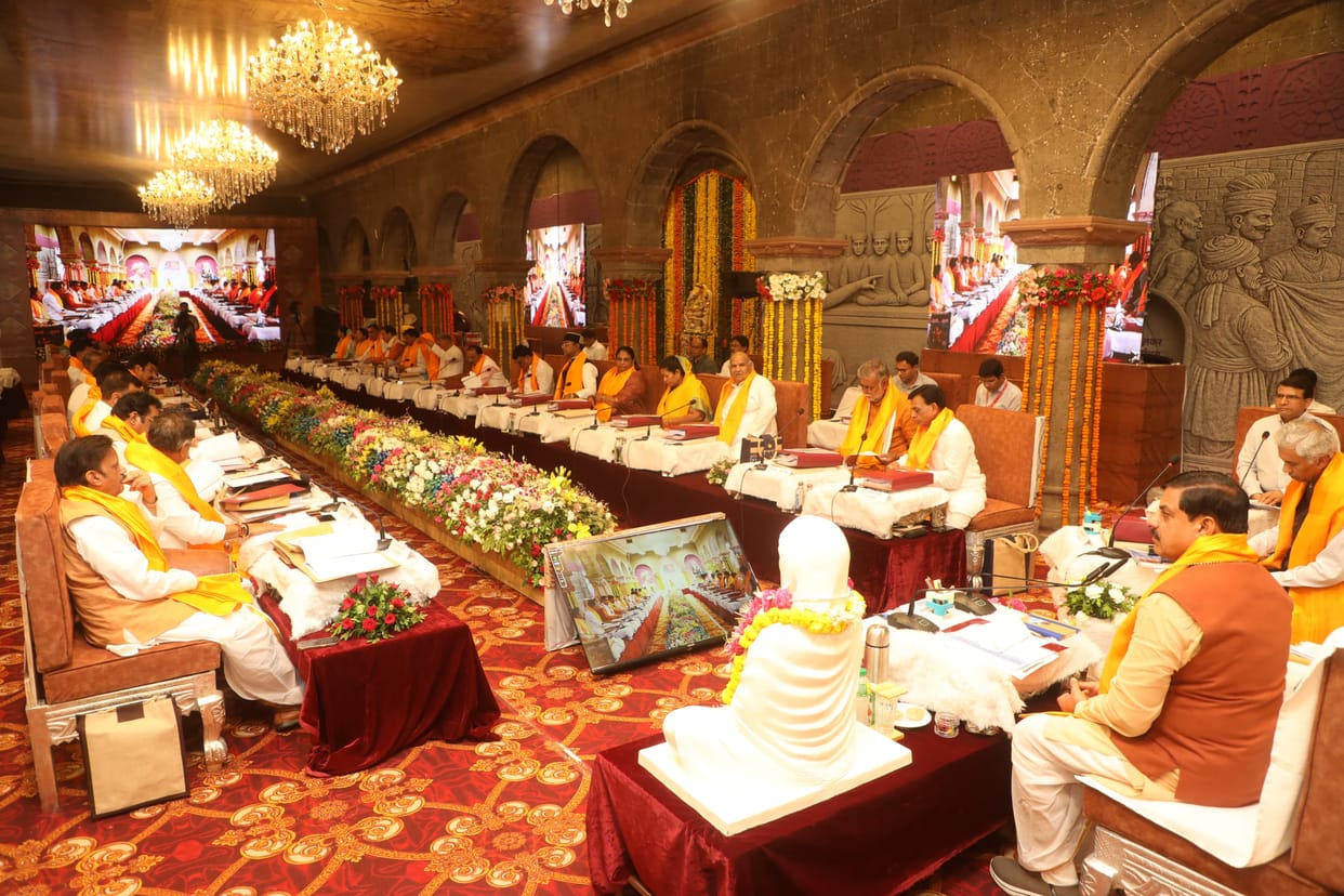 Cabinet meeting held for the first time in Indore, many important decisions taken under the chairmanship of CM