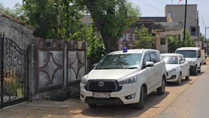 शराब घोटाला मामले को लेकर EOW का छापा