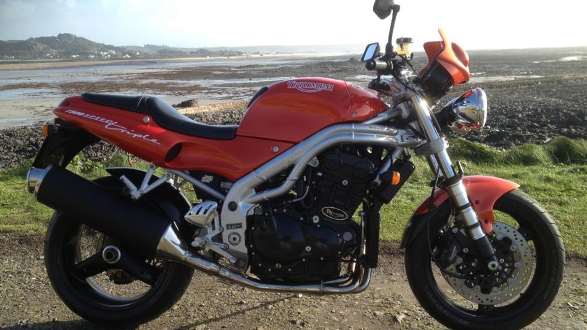 5 motorcycles of mission impossible film series that becomes unforgettable tom cruise