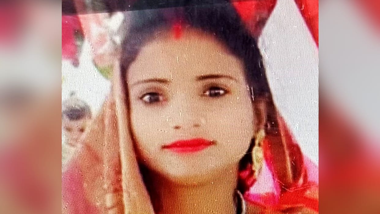 woman dies under suspicious circumstances dowry death alleged in shahjahanpur