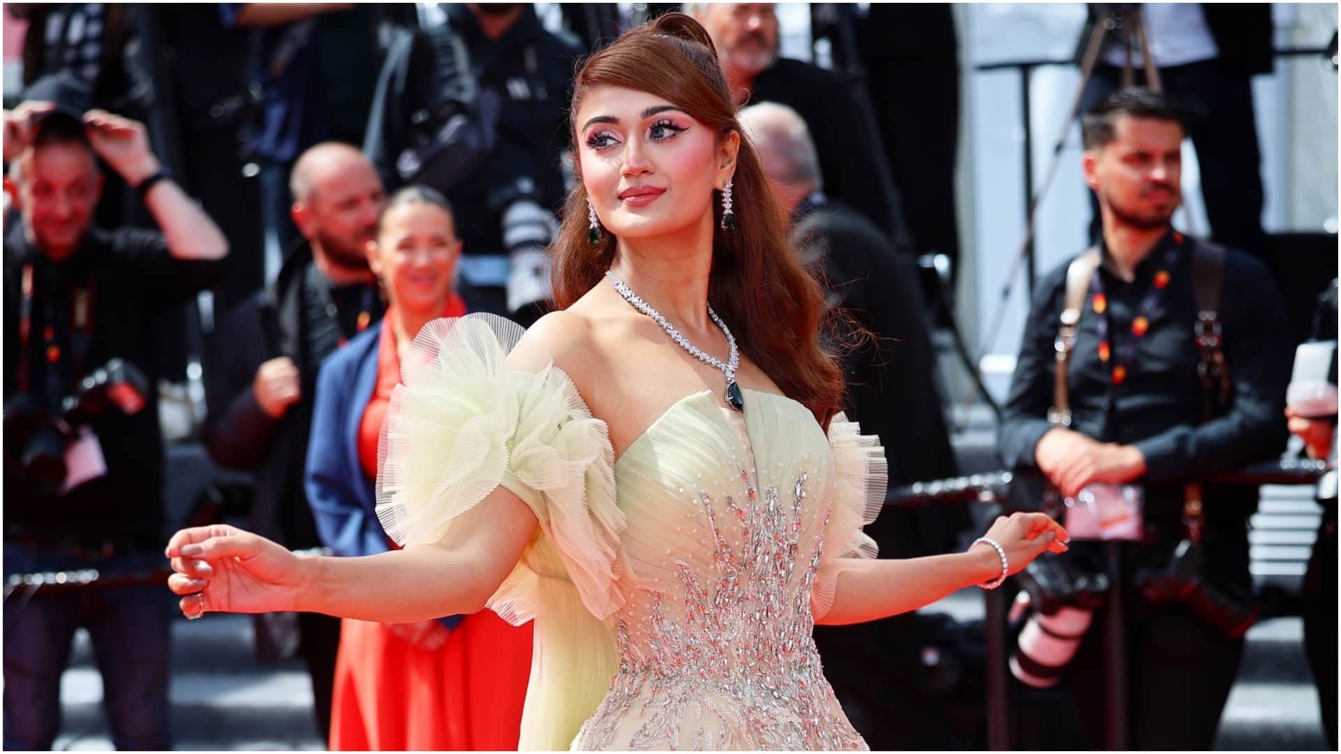 Aarushi Nishank Raised Voice For Environment In Cannes Film Festival 2025