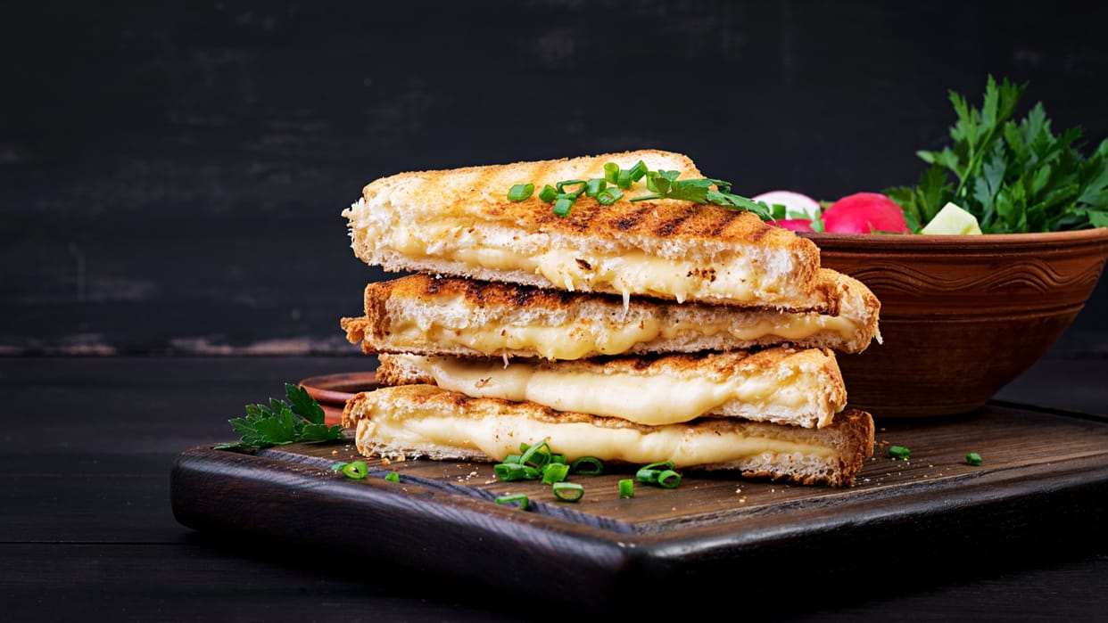 Healthy Curd Sandwich recipe to make at home Homemade  dahi sandwich banane ka tarika