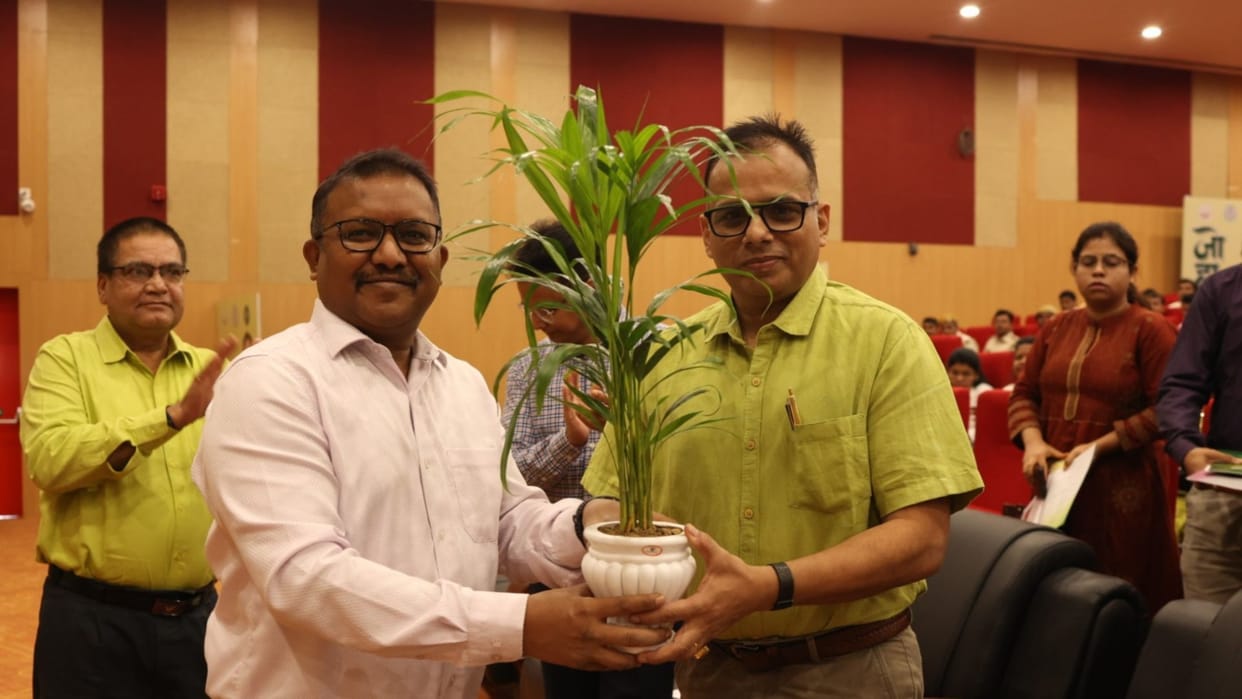Jharkhand: Second day of master trainer training program at Shaurya Auditorium in Doranda