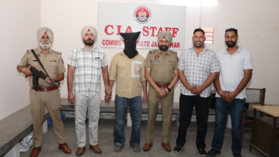 Five kilograms of heroin and Rs 25,000 drug money was recovered from a smuggler in Jalandhar.