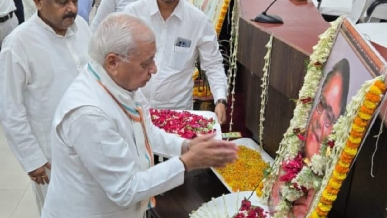 Bihar: Governor Arif Mohammad Khan paid tribute to senior journalist Dr. K. Vikram Rao