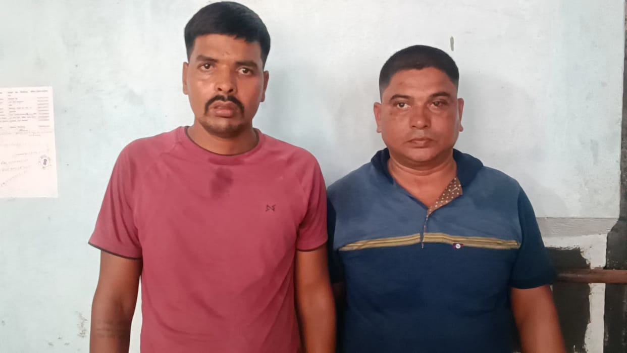 Bihar: Liquor smuggler hits police vehicle in which three policemen including DIU in-charge injured