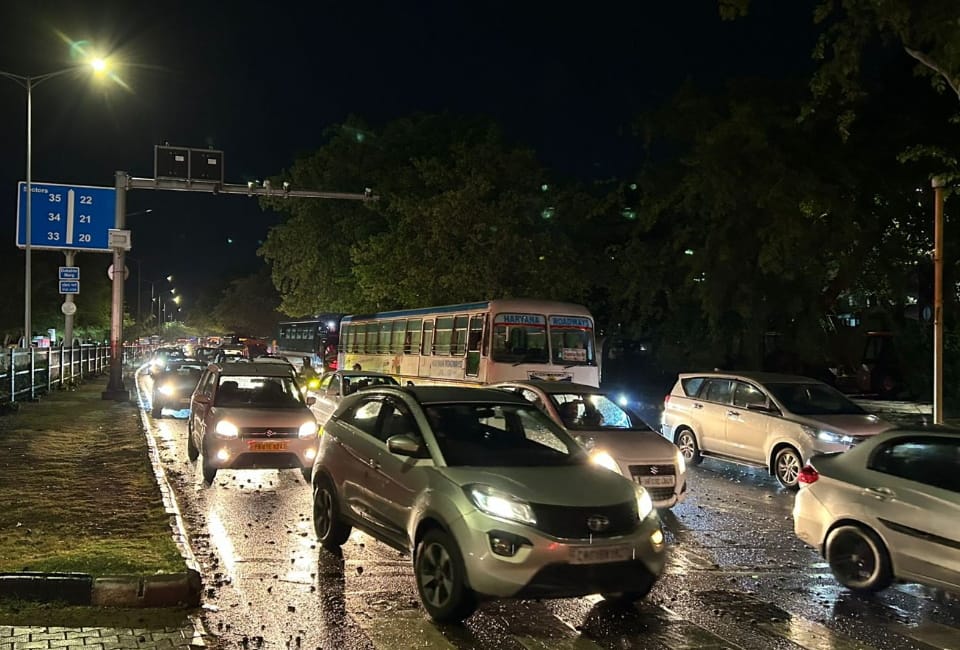 Heavy rain hailstorm and Thunderstorm in Chandigarh weather news see photos