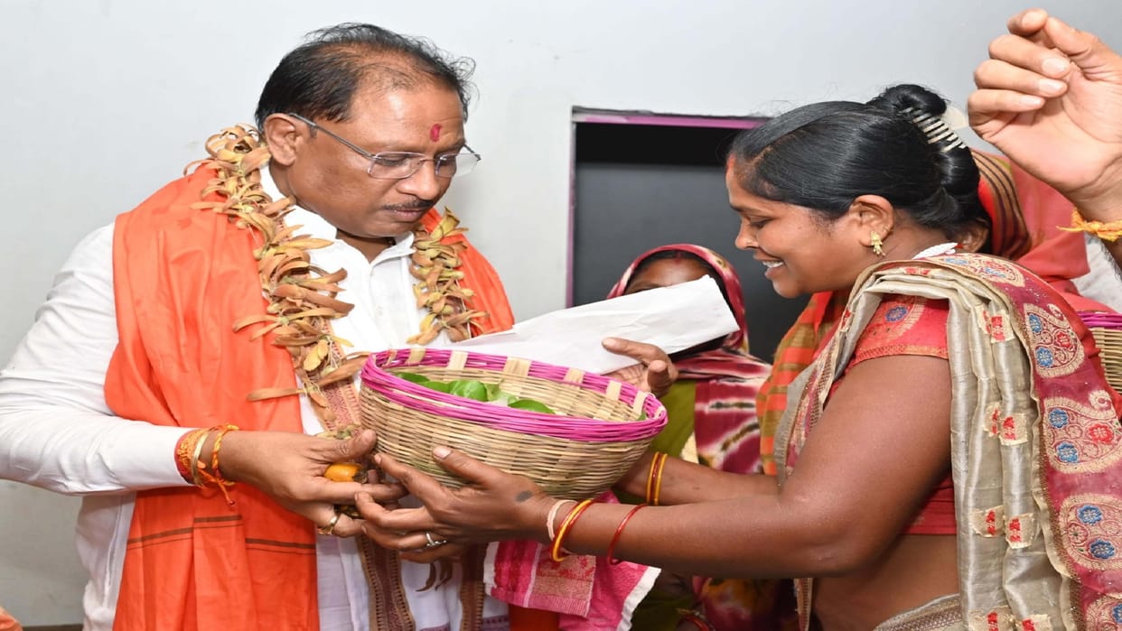 CG Sushasan Tihaar 2025: CM Vishnudeo Sai reached PM Janman residence Pahadi Korwa