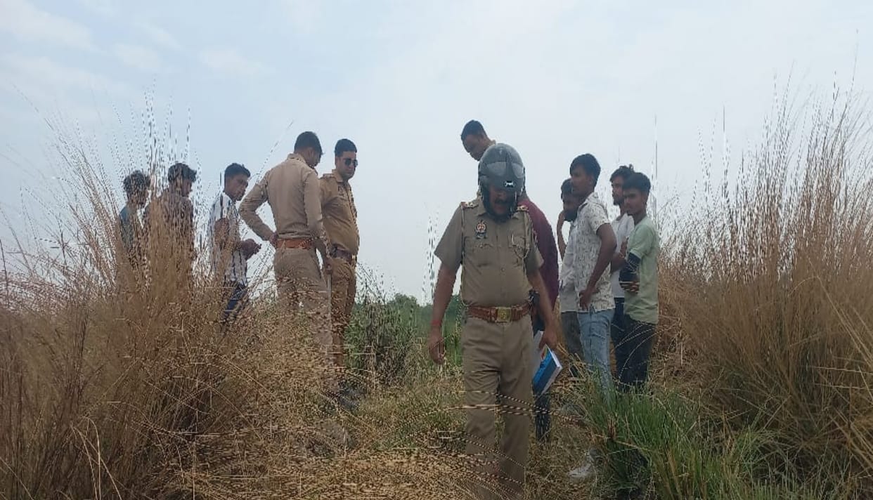 Pratapgarh Four children who went to take bath drowned in Bakulahi river, chaos in the village