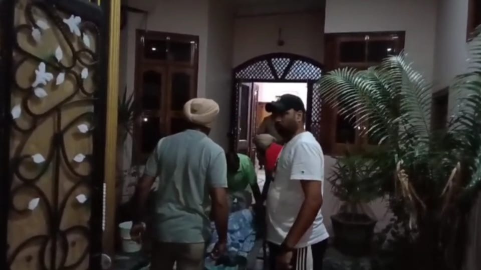 NRI elder man shoot him self in Jalandhar