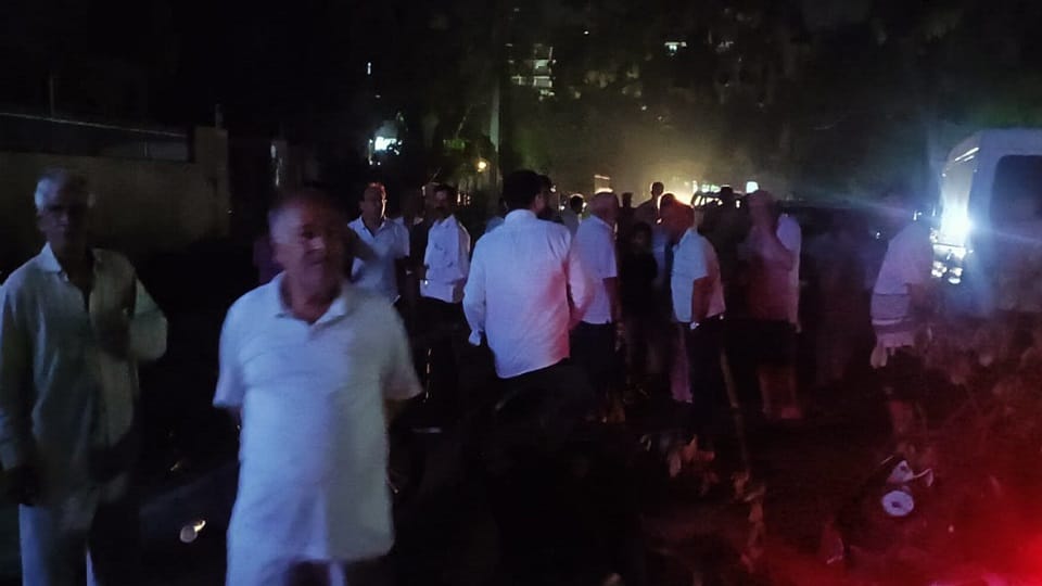 no electricity in Indraprastha for 24 hours people came out on the streets