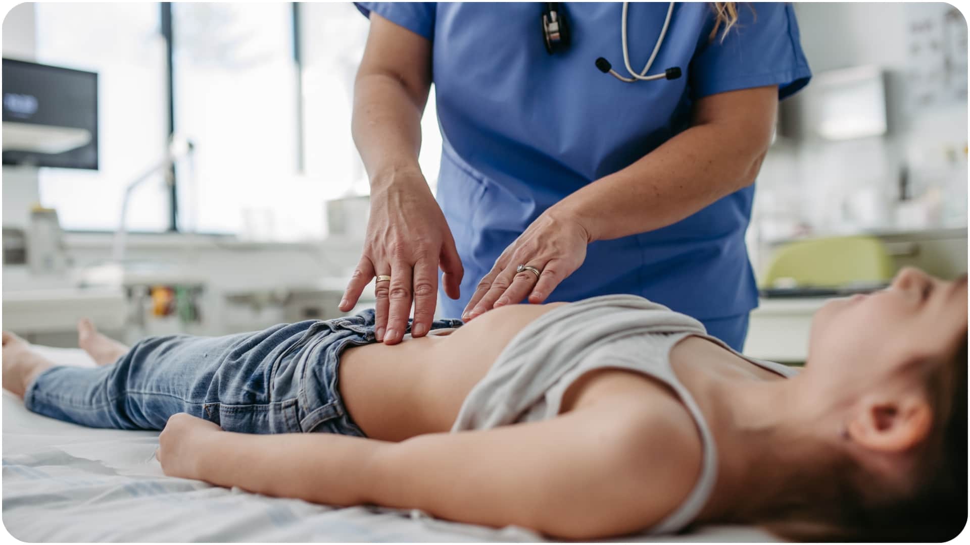 Crohn Disease Causes Symptoms and Treatment Pet Me Dard aur Aithan Ka Karan