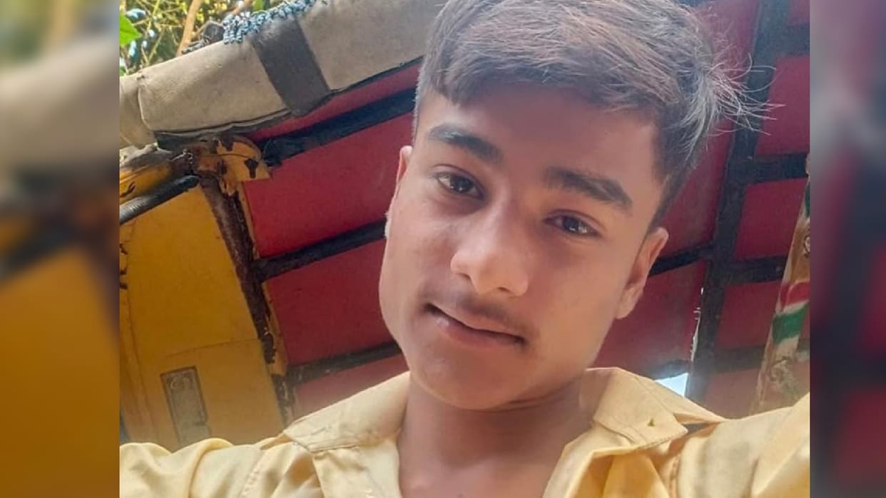 Bettiah bihar news A young man stabbed to death with a knife police investigation today news in hindi