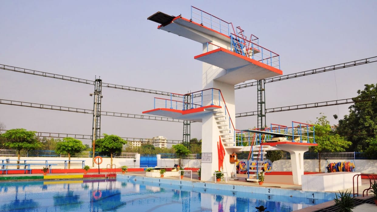 Sports News Today first diving swimming pool started of kashi 300 swimmers get training