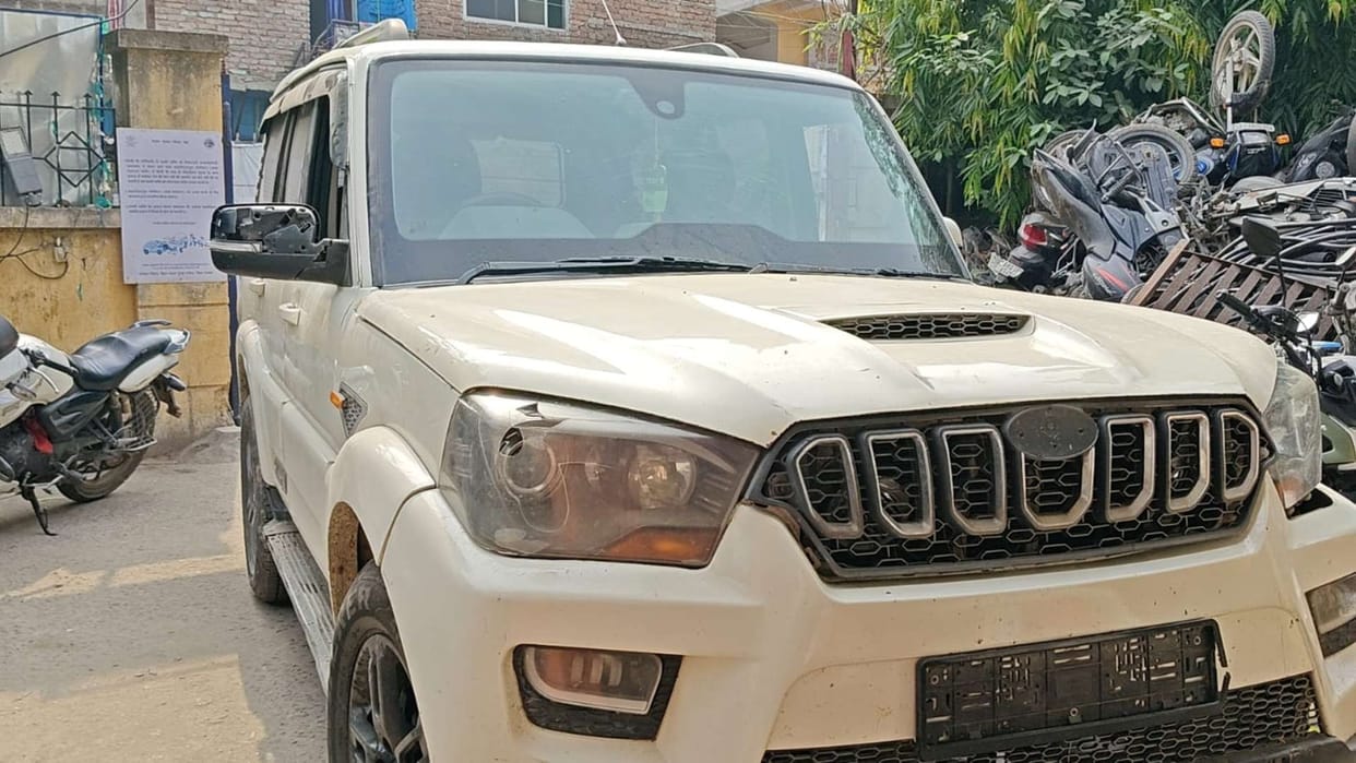 patna police foreign liquor scorpio seized