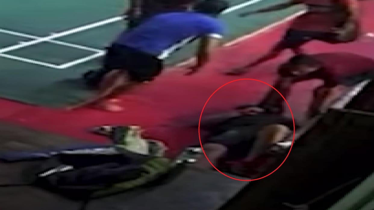 A young man sat down to rest after playing badminton, then suddenly he fell on ground and died in Raipur