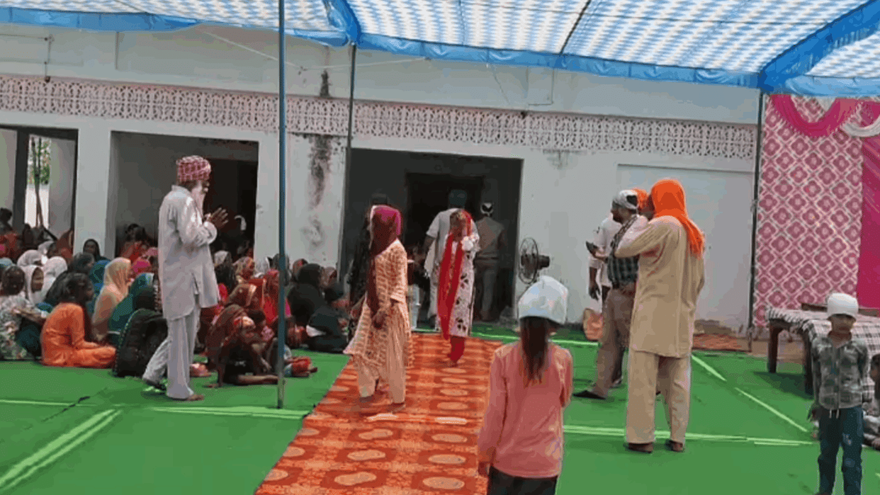 People who converted to Christianity in program organized by VHP in Pilibhit returned home