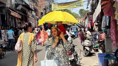 One month after the Pahalgam attack, less crowd is seen from Raghunath Bazaar to Amar Mahal