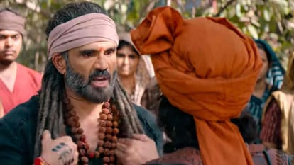 Kesari Veer Review in Hindi by Pankaj Shukla Sooraj Pancholi Suniel Shetty Akanksha Sharma