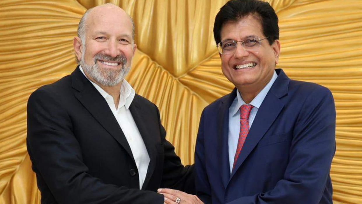 Goyal meets US commerce secretary in Washington to discuss proposed trade pact