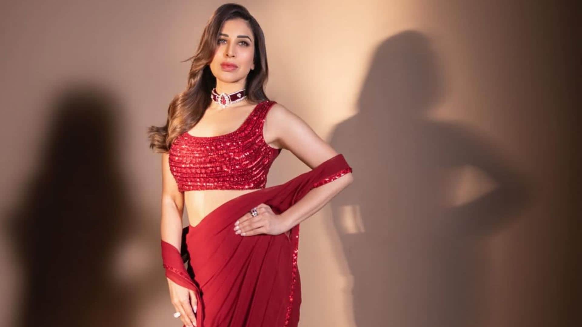 Sophie Choudry Face Casting Couch In Bollywood says I Was Told To Compromise