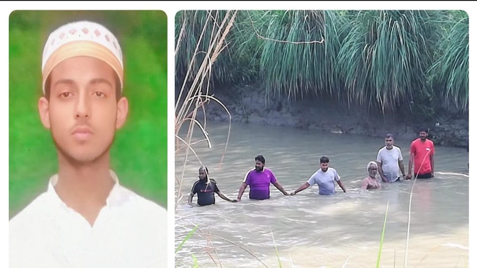 Meerut: After three days of search, bodies of two youths drowned in Ganga were found, there was an outcry