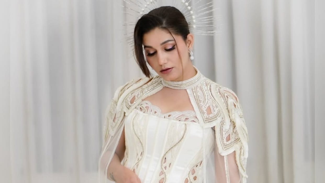 Sapna choudhary new song sheesha is coming soon and see the looks of actress