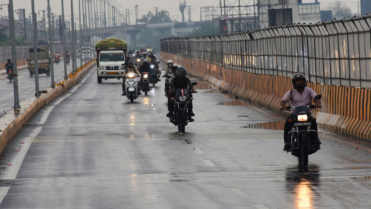 Indore Weather Forecast Today: IMD Alert for Rain in Nautapa, Indore Aaj Ka Mausam News in Hindi