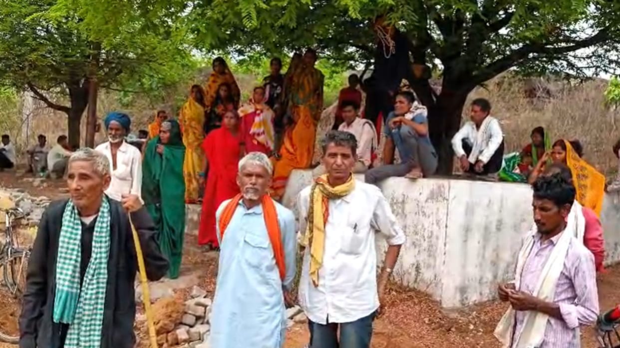Angry brother and sister-in-law beat man to death sticks for urinating on flower plant by innocent Sonbhadra