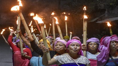 Protest rallies in Manipur over 'removal' of state's name from govt bus News In Hindi
