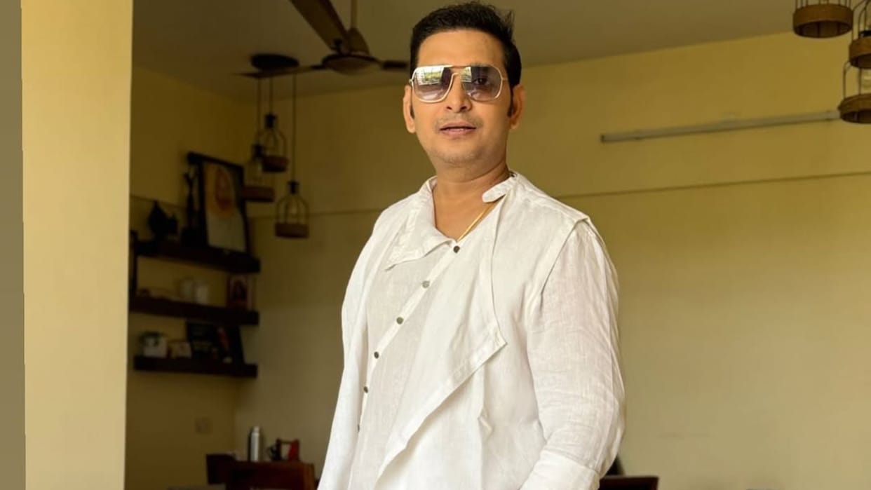 Tv actor paritosh tripathi blessed with baby girl and he shares emotional post on social media