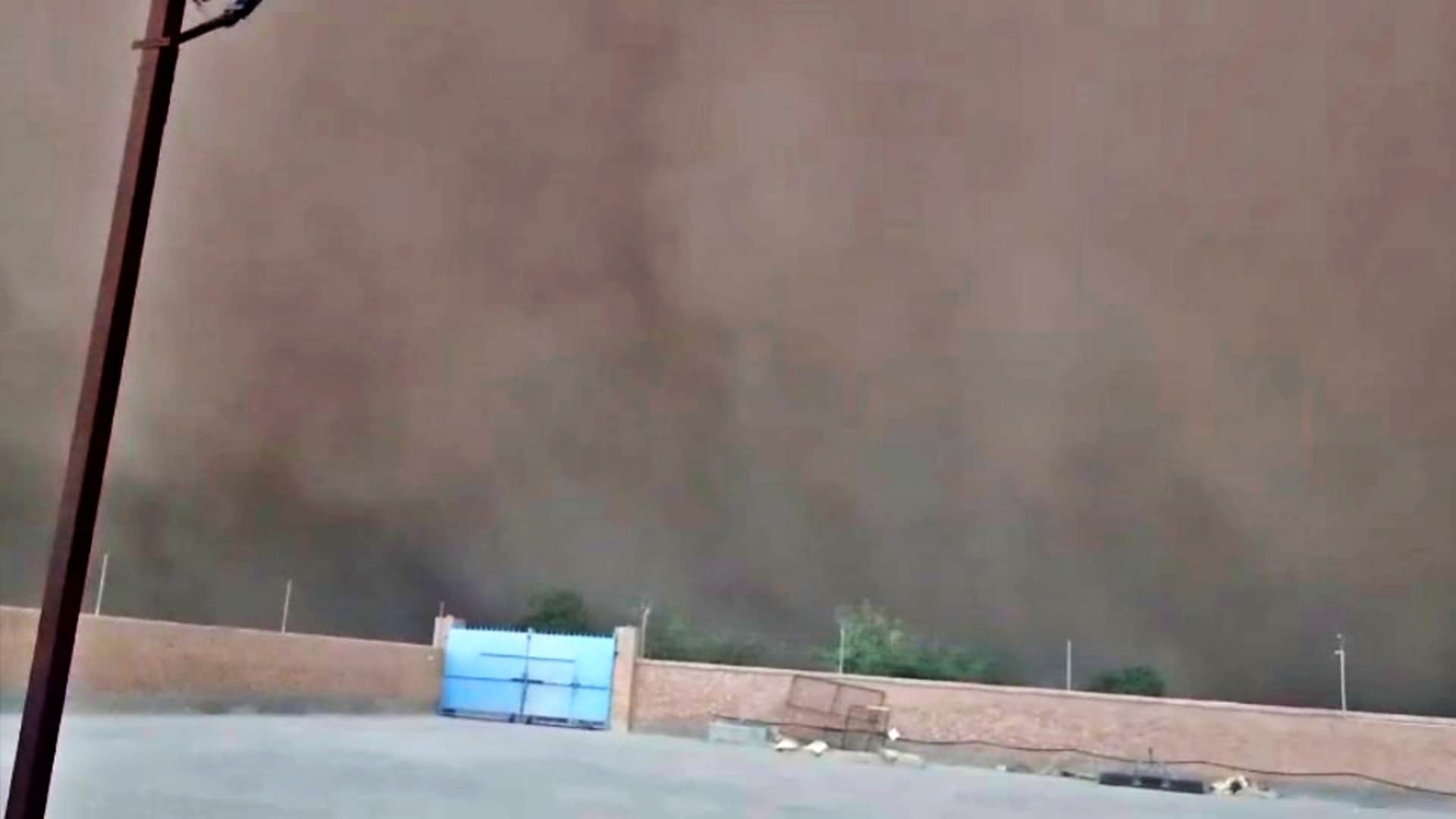 Rajasthan Weather: Life disrupted due to storm in Jodhpur Chittorgarh Sriganganagar, electricity poles broken